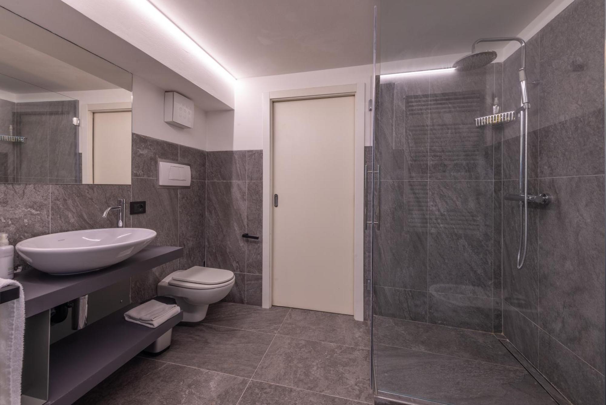 La Barchessa Loft & Rooms - Free Parking Trydent Zewnętrze zdjęcie