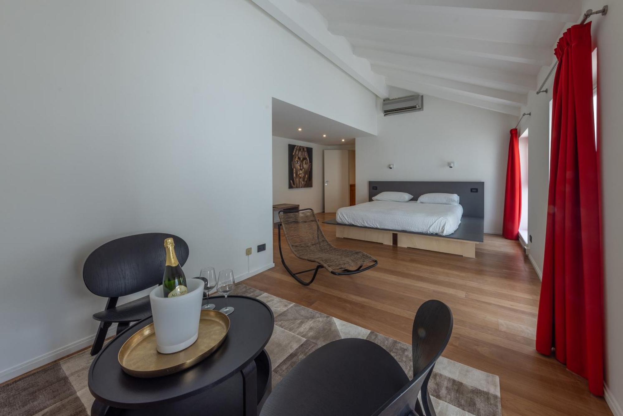 La Barchessa Loft & Rooms - Free Parking Trydent Zewnętrze zdjęcie